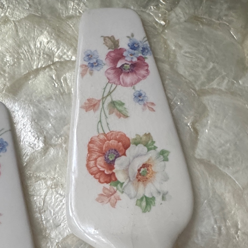 Floral Ceramic Serving Utensils - Picture 10 of 11